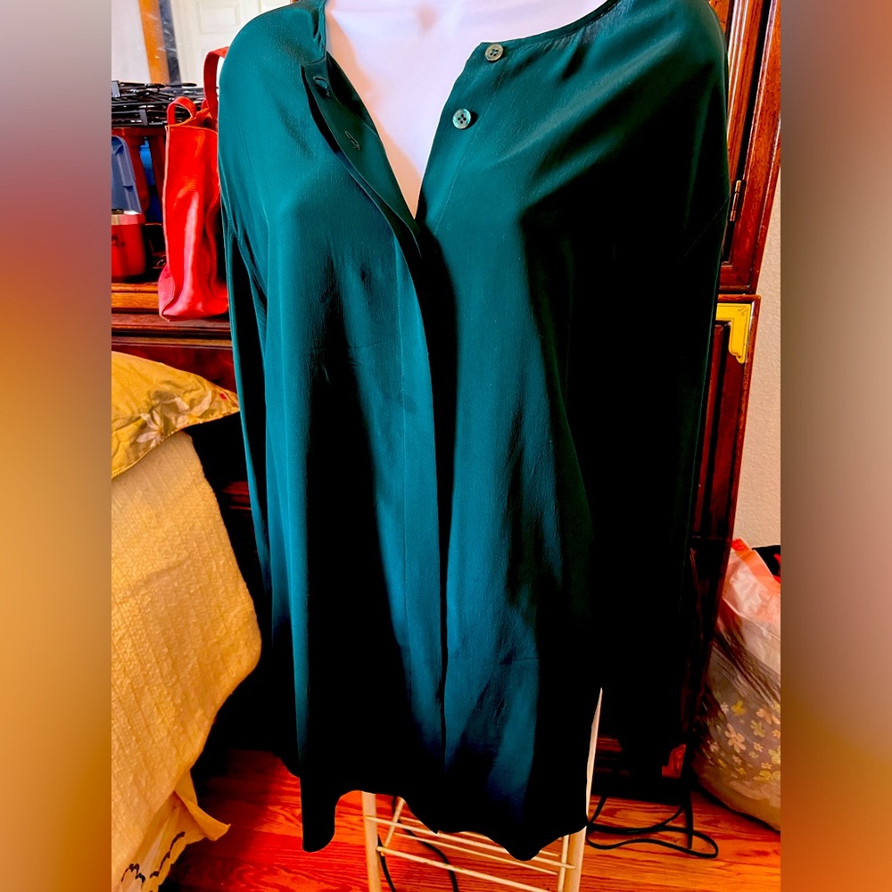 Ladies silk shirt